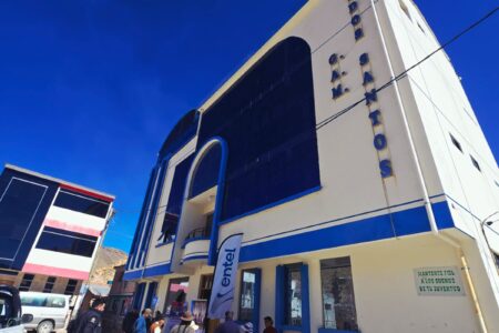 ENTEL conecta 24 capitales municipales y reduce brecha digital en Oruro