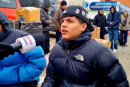 Ciudadanos extranjeros varados en Bolivia expresan su preocupación por bloqueos