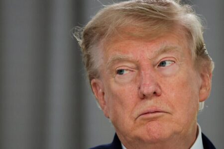 La Corte Suprema permite a Trump reanudar las polémicas deportaciones a países con los que los migrantes no tienen vínculos