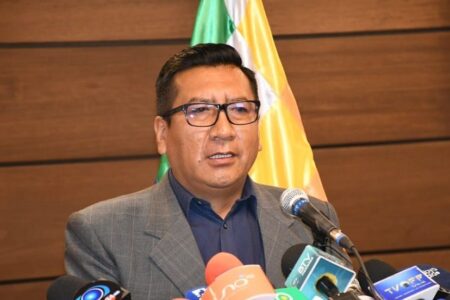 Justicia dicta detención domiciliaria sin salida laboral para el exdiputado Freddy Mamani