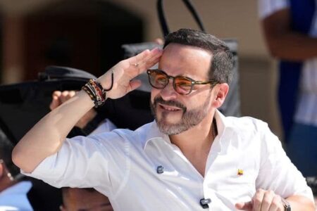 Colombia: De la Espriella ordena trasladar a 117 presos de alto perfil a cárceles de máxima seguridad